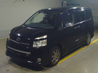 2010 Toyota Voxy