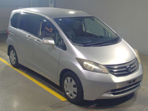 2009 Honda Freed GB3[2]