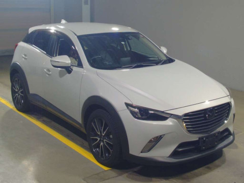 2017 Mazda CX-3 DK5FW[2]