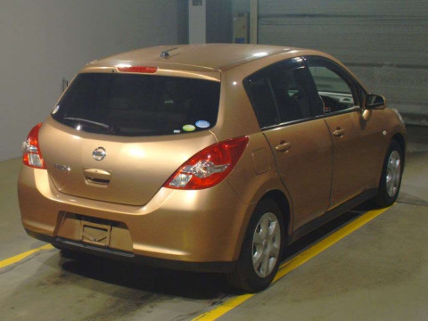 2010 Nissan Tiida C11[1]