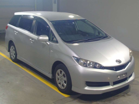 2012 Toyota Wish ZGE20G[2]