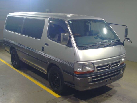 2003 Toyota Hiace Van TRH112V[2]