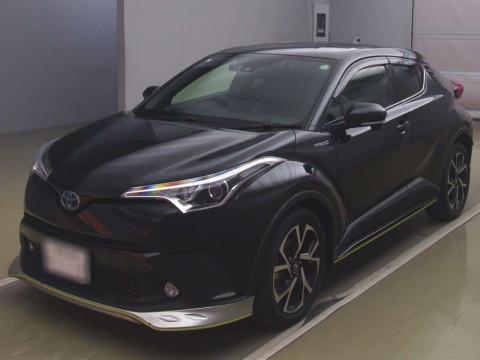 2017 Toyota C-HR ZYX10[0]