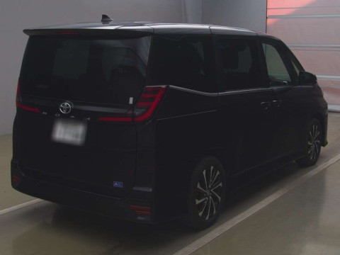 2023 Toyota Noah MZRA90W[1]