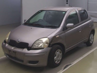 2003 Toyota Vitz