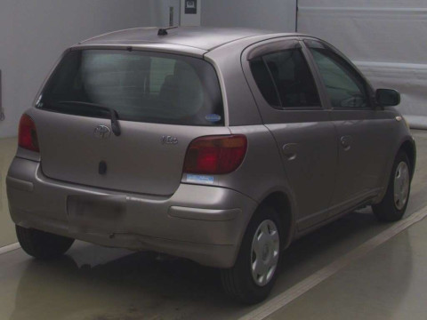 2003 Toyota Vitz SCP13[1]