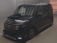 2022 Toyota Roomy