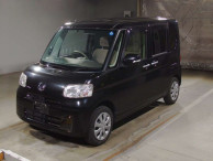 2011 Daihatsu Tanto