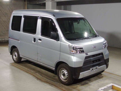 2021 Daihatsu Hijet Cargo S321V[2]