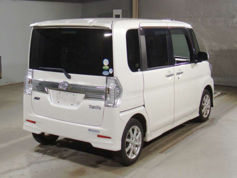 2014 Daihatsu Tanto Custom LA600S[1]