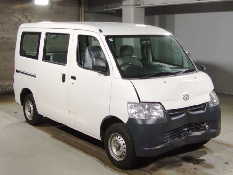 2018 Toyota Townace Van S402M[2]