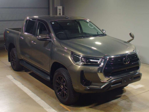 2022 Toyota Hilux GUN125[2]