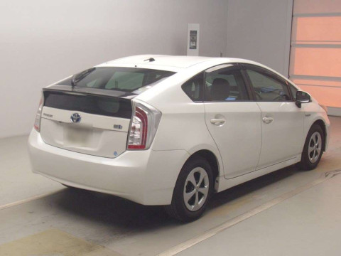 2014 Toyota Prius ZVW30[1]