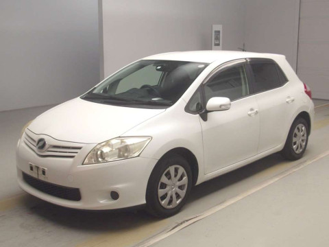 2012 Toyota Auris NZE151H[0]