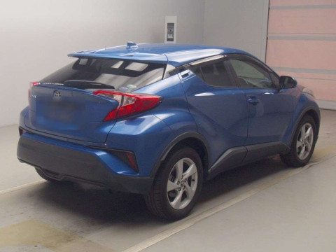 2016 Toyota C-HR NGX50[1]