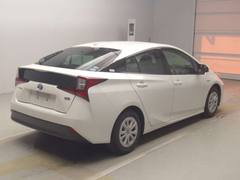 2019 Toyota Prius ZVW51[1]