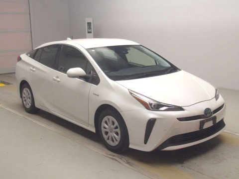 2019 Toyota Prius ZVW51[2]