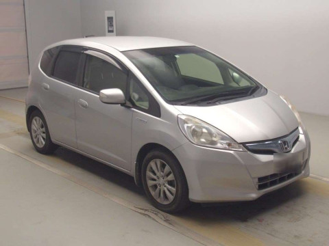 2012 Honda Fit Hybrid GP1[2]