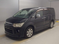 2010 Mitsubishi Delica D5