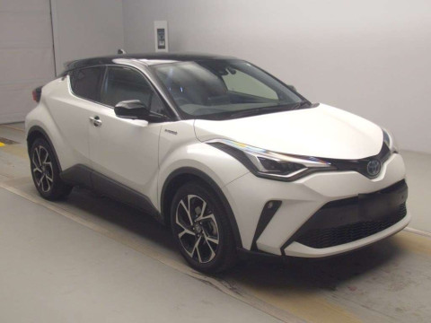 2020 Toyota C-HR ZYX11[2]