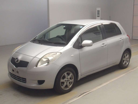 2005 Toyota Vitz SCP90[0]