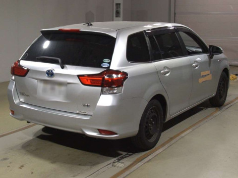 2015 Toyota Corolla Fielder NKE165G[1]