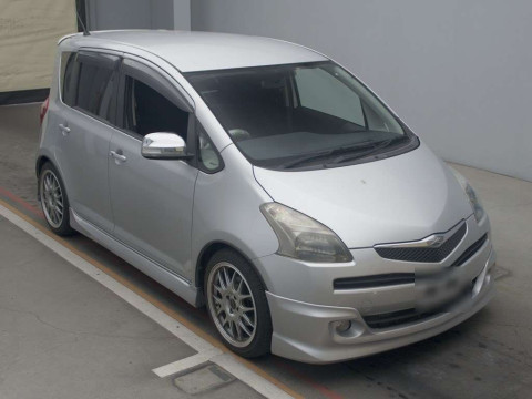 2006 Toyota Ractis NCP100[2]