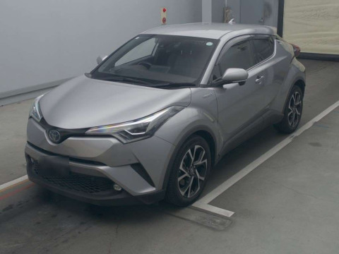 2018 Toyota C-HR ZYX10[0]