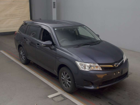 2012 Toyota Corolla Fielder NZE164G[2]