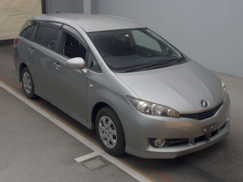 2010 Toyota Wish ZGE20G[2]