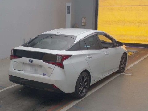 2021 Toyota Prius ZVW51[1]