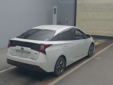 2019 Toyota Prius ZVW51[1]