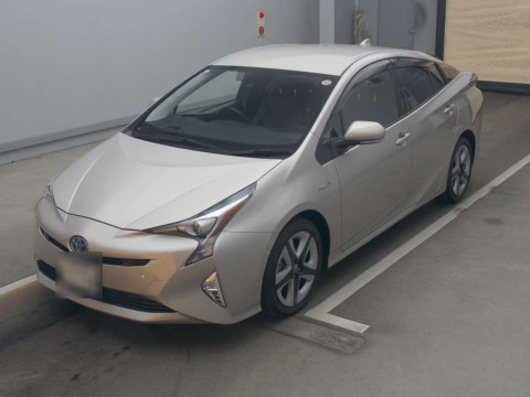 2018 Toyota Prius ZVW51[0]