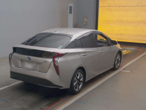 2018 Toyota Prius ZVW51[1]