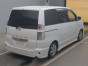 2004 Toyota Noah