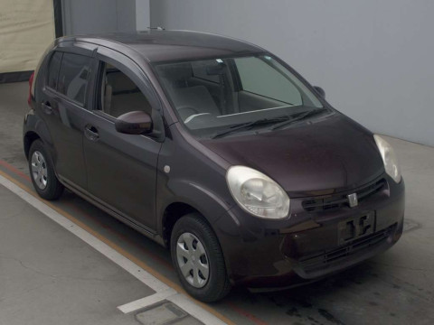 2012 Toyota Passo KGC30[2]