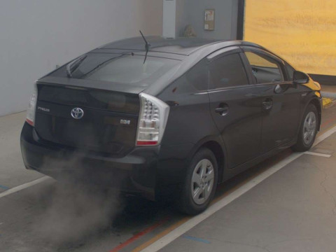 2010 Toyota Prius ZVW30[1]