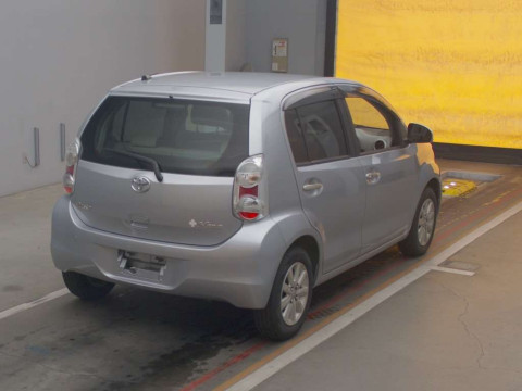 2010 Toyota Passo NGC30[1]