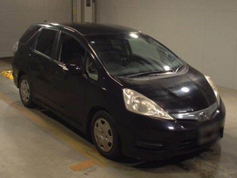 2011 Honda Fit Shuttle Hybrid GP2[2]