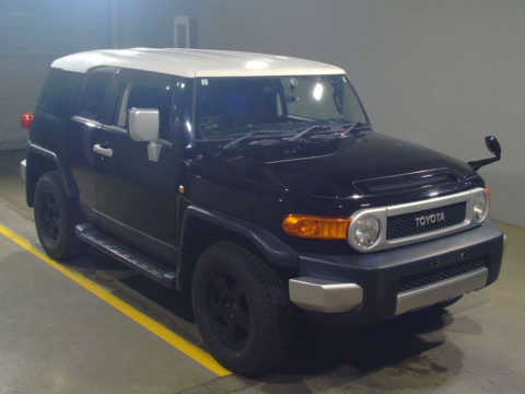 2011 Toyota FJ CRUISER GSJ15W[2]