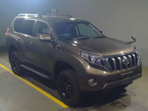 2016 Toyota Land Cruiser Prado GDJ150W[2]