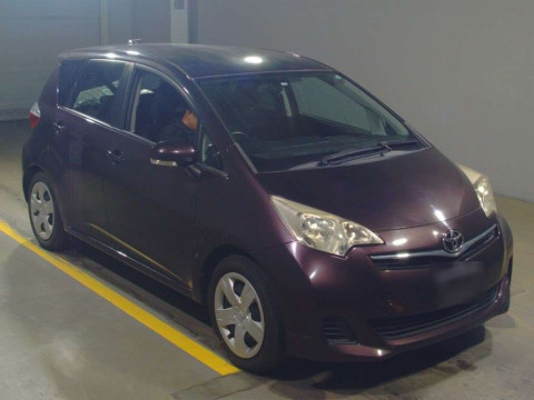 2012 Toyota Ractis NSP120[2]