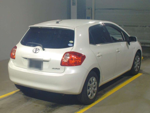 2006 Toyota Auris NZE151H[1]