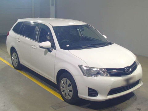 2013 Toyota Corolla Fielder NZE164G[2]