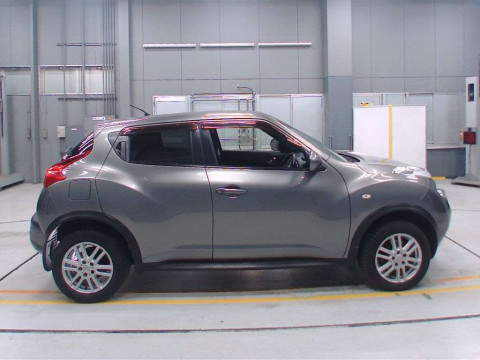 2012 Nissan JUKE YF15[2]