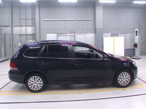 2011 Volkswagen Golf 1KCAX[2]