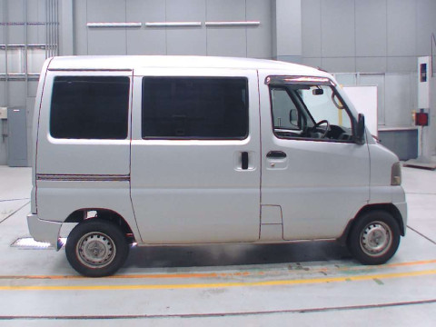 2001 Mitsubishi Minicab Van U62V[2]