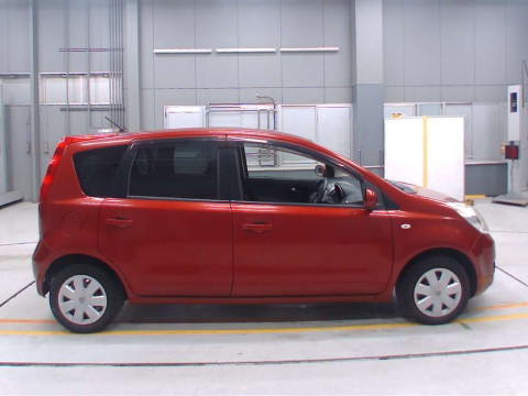 2012 Nissan Note E11[2]