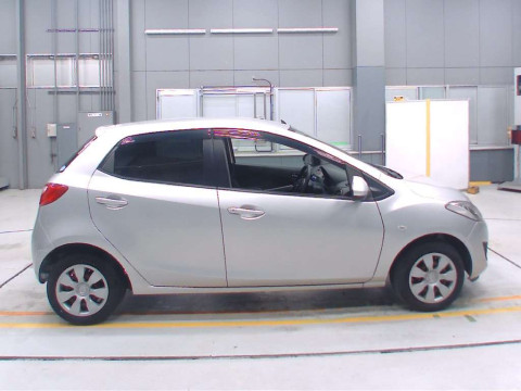 2012 Mazda Demio DE3FS[2]