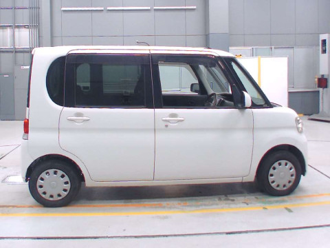 2009 Daihatsu Tanto L375S[2]